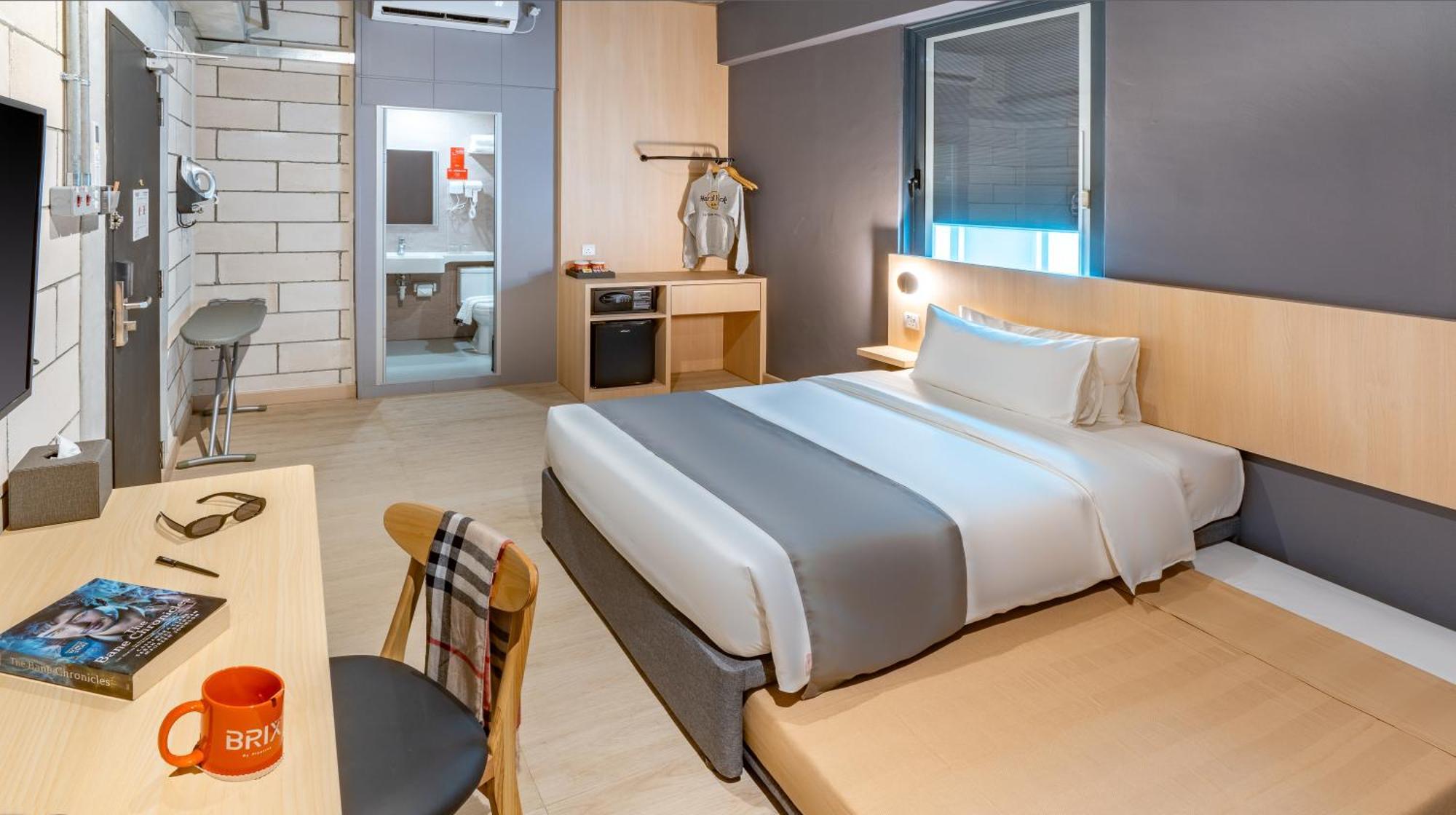 Brix Klia By Pinetree Hotel Sepang Exterior photo